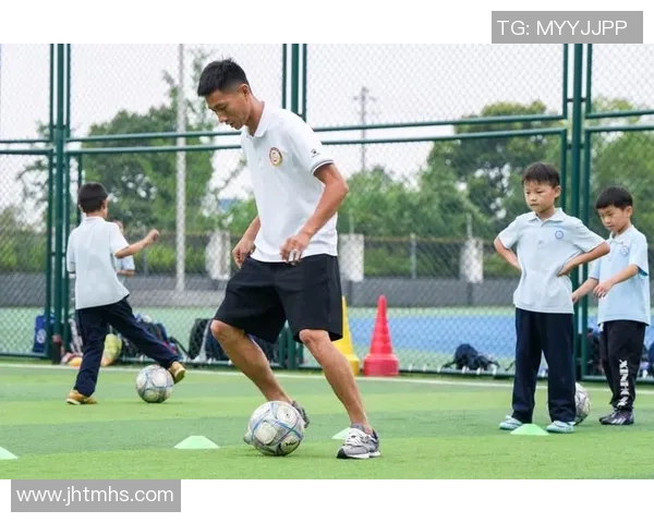 小乌龟的足球梦揭秘他心目中的明星球员是谁